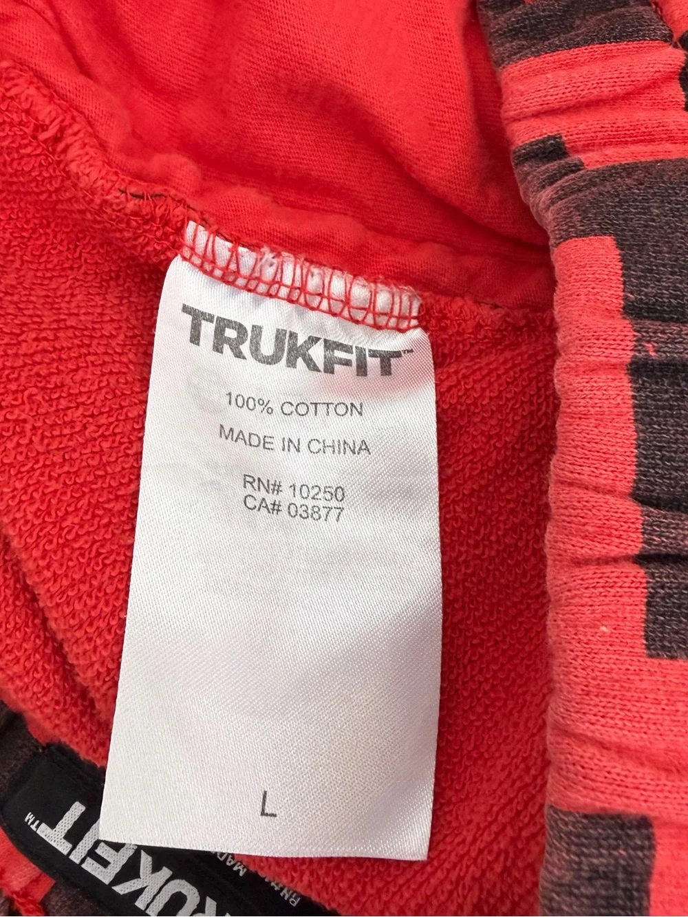 TRUKFIT Red Black Graphic Sweat Shorts Mens L Zip Pocket Raw Hem Streetwear